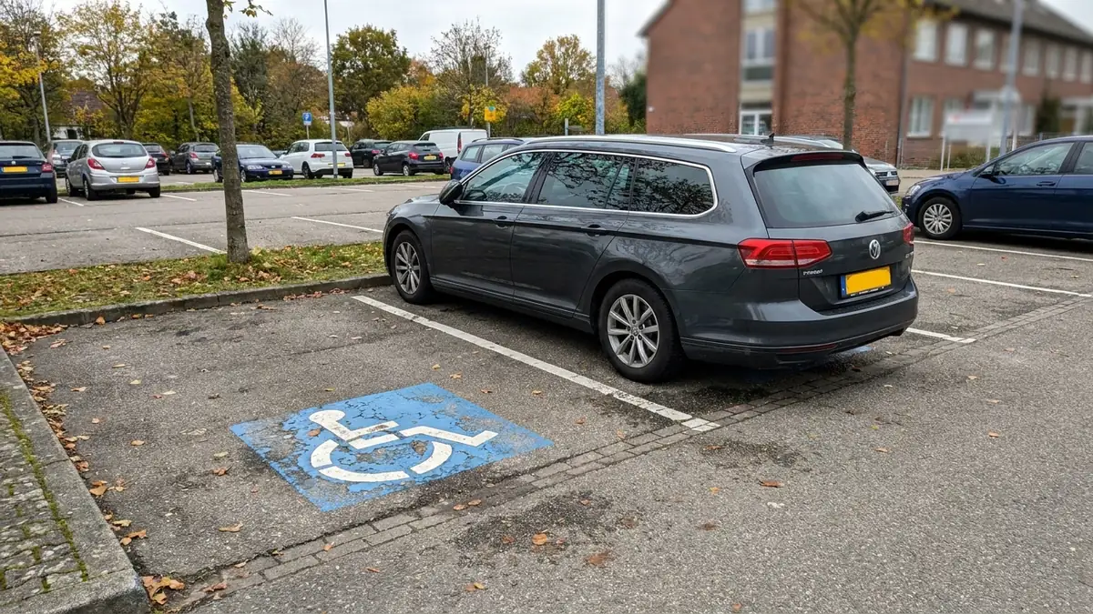 Behindertenparkplatz: Regeln und Strafen im Verkehrsrecht