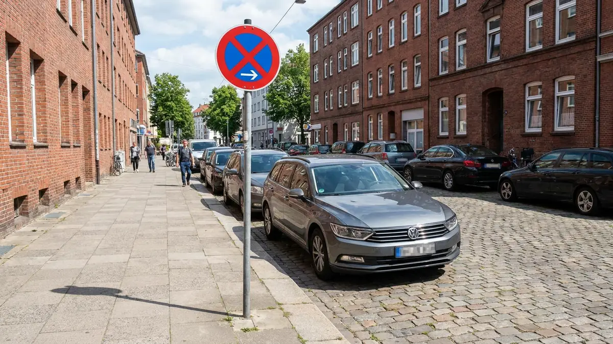 Parkscheibe vergessen und mögliche Bußgelder: Was gilt im Verkehrsrecht?